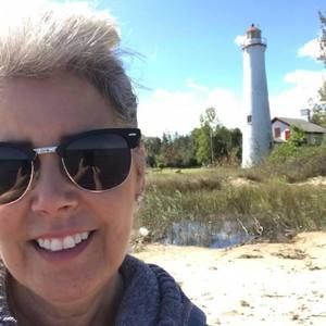 Meet your Posher, Beverly